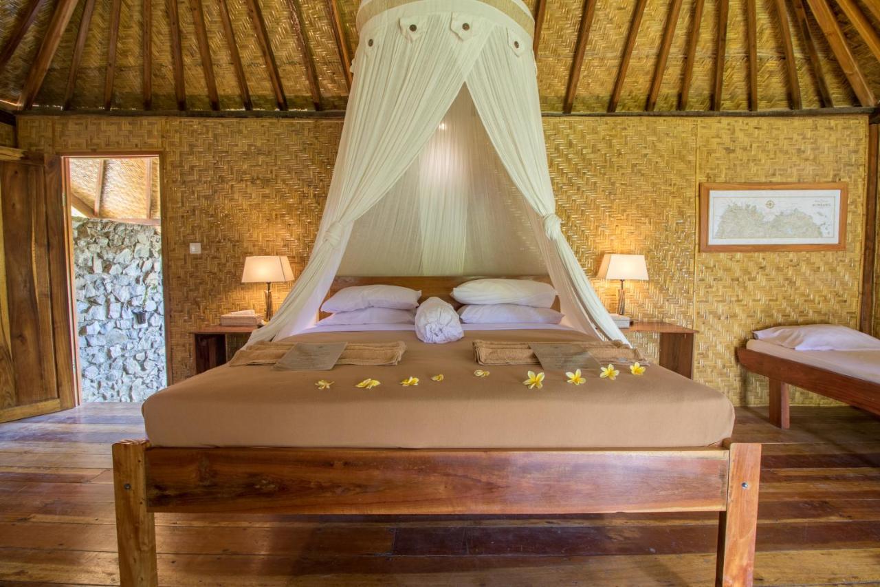 Baha Baha Villas West Sumbawa Yoyos - Free Yoga Class, Gym Daily Included For Guest - Fast Wifi Starlink Sekongkang Kültér fotó