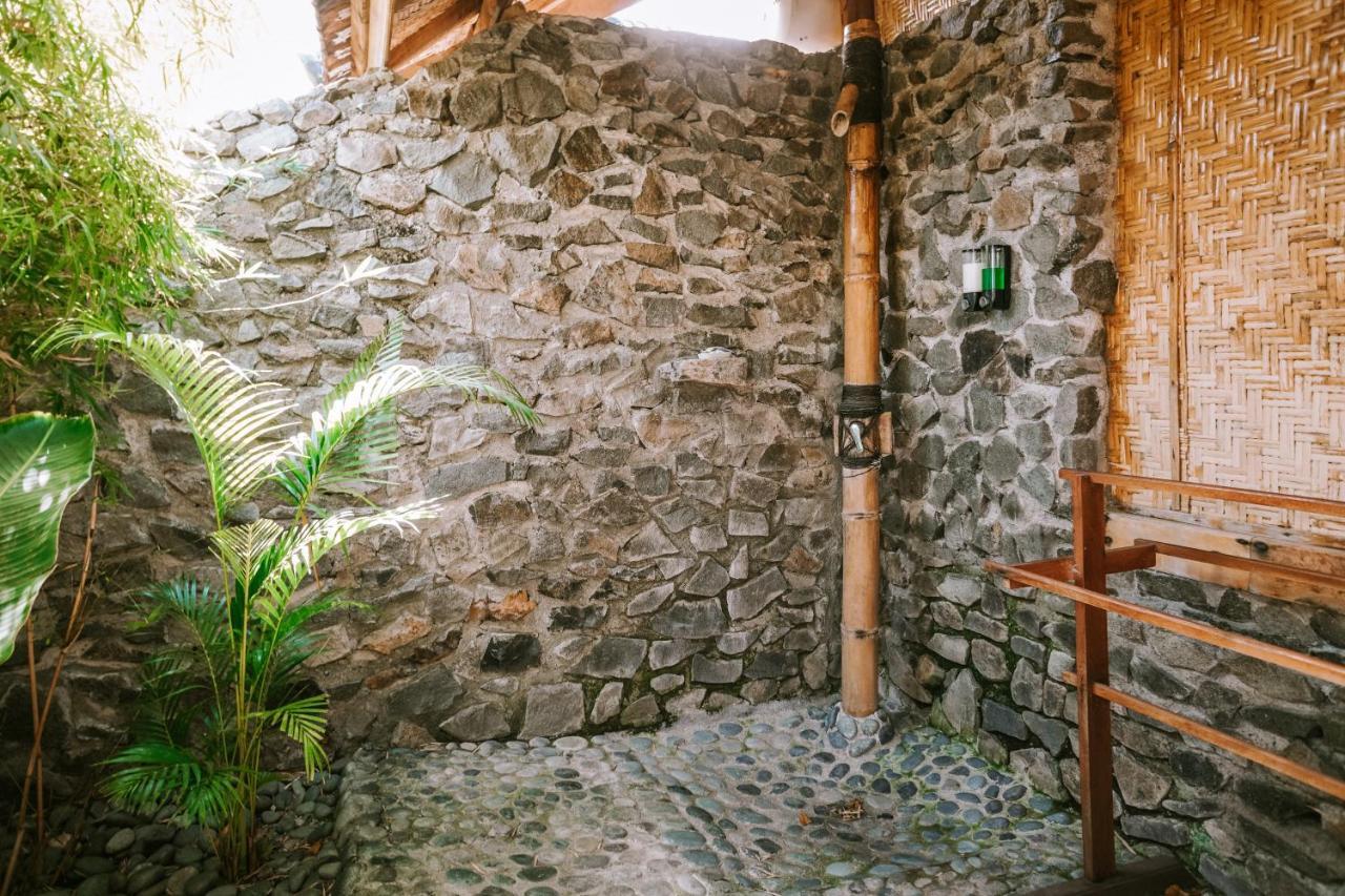 Baha Baha Villas West Sumbawa Yoyos - Free Yoga Class, Gym Daily Included For Guest - Fast Wifi Starlink Sekongkang Kültér fotó
