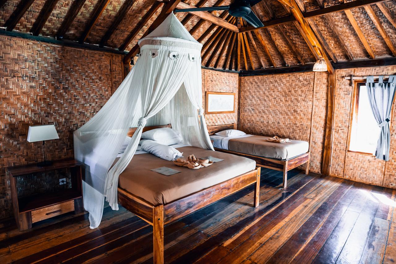 Baha Baha Villas West Sumbawa Yoyos - Free Yoga Class, Gym Daily Included For Guest - Fast Wifi Starlink Sekongkang Kültér fotó